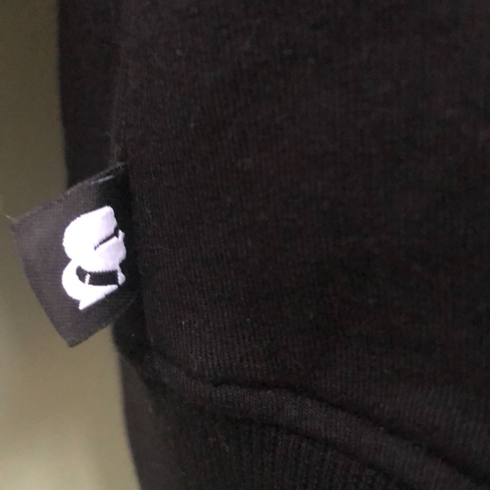 Karl Lagerfeld Paris Women's Long-Sleeve Shirt, L - Picture 6 of 11